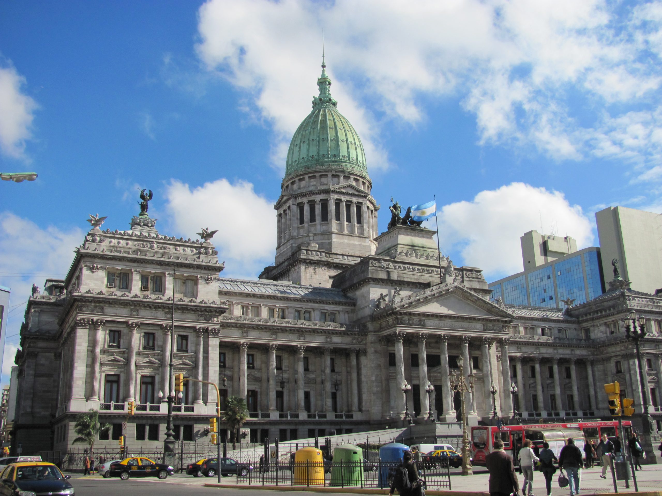 Reforma electoral: el Gobierno negocia cambios para sostener el debate en el Senado