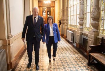 Bullrich y Sturzenegger no aflojan con la reforma de tierras y buscan llegar al 6 de agosto