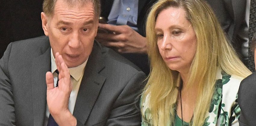 Diego Santilli y Karina Milei en un acto oficial