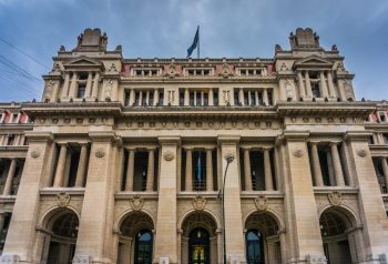 Milei gana tiempo y posterga las designaciones en la Corte Suprema