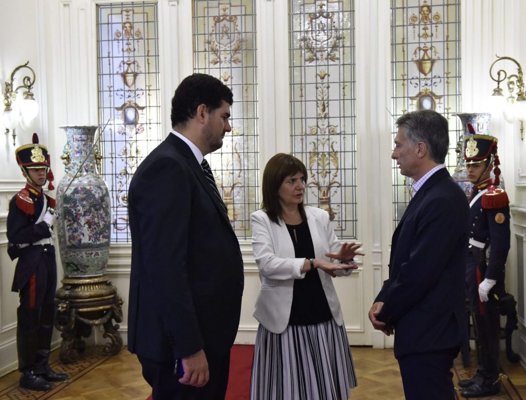 Bullrich recortó la ley de propiedad privada y el Senado dejó la pulseada abierta en Diputados