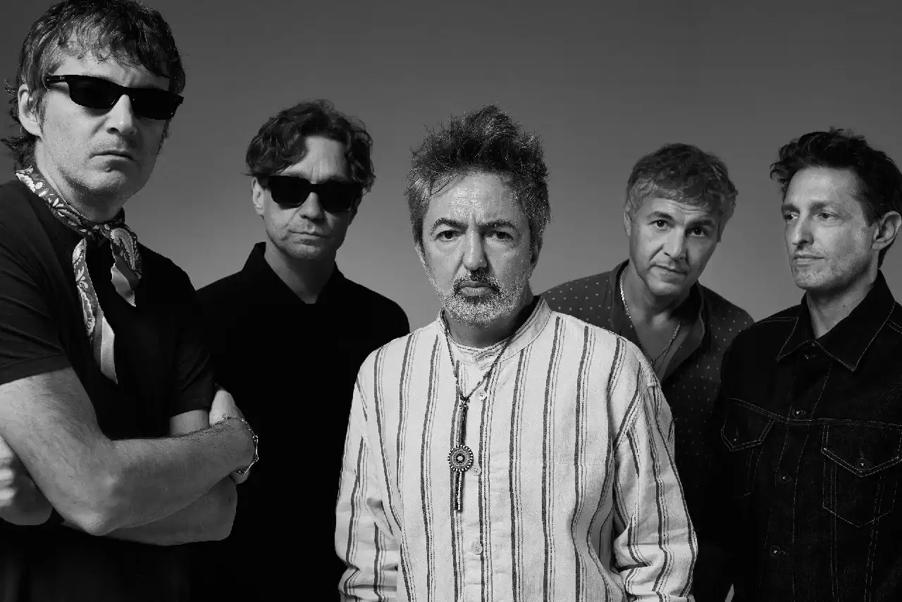 Babasónicos en una foto promocional en blanco y negro