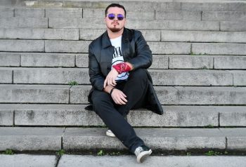 Sin Sticker en una foto de prensa
